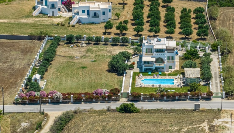 JKG Oikia - Άγιοι Πάντες, Νάξος