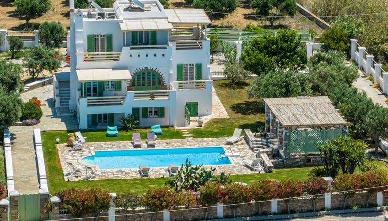 JKG Oikia - Άγιοι Πάντες, Νάξος