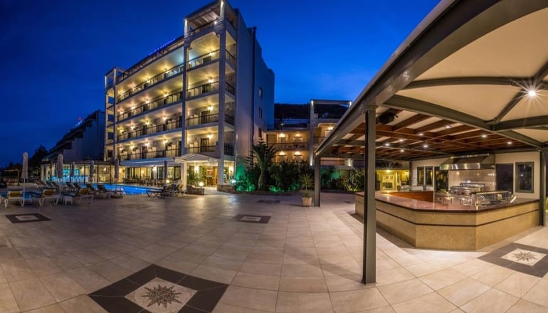 John & George Hotel