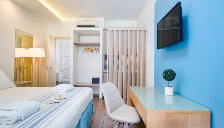Kamelia & Semeli Hotel