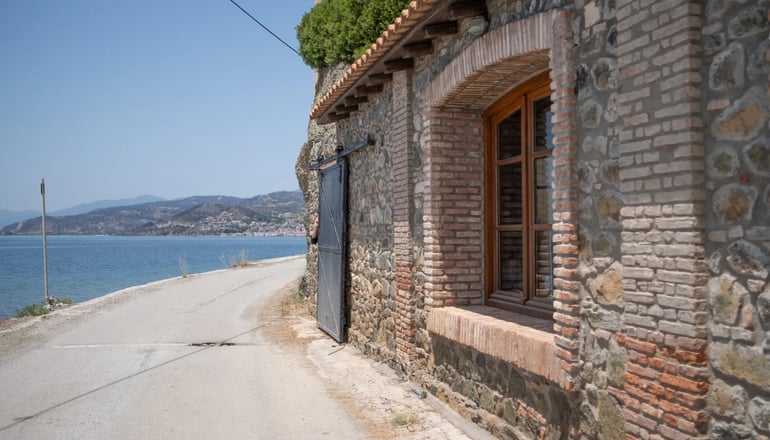 4* Selina Kaminos Evia