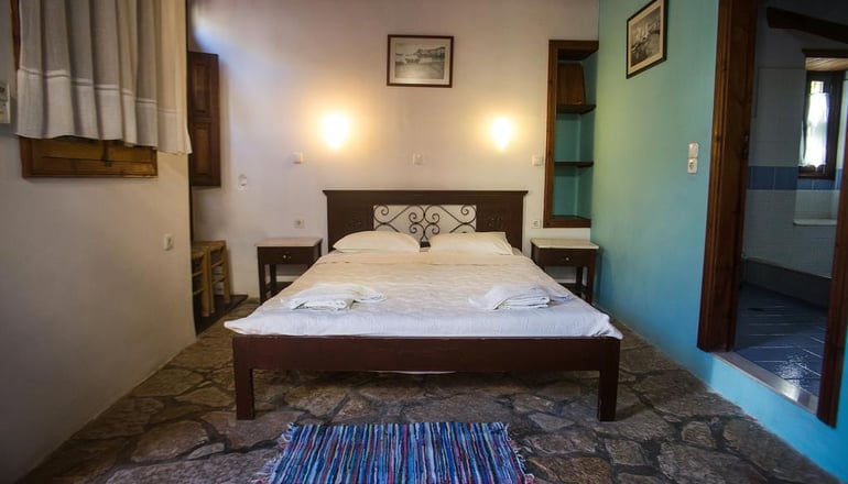 Karnayo Traditional Houses
