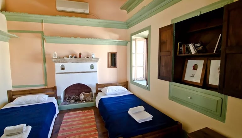 Karnayo Traditional Houses