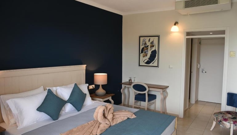 4* Kassandra Mare Hotel