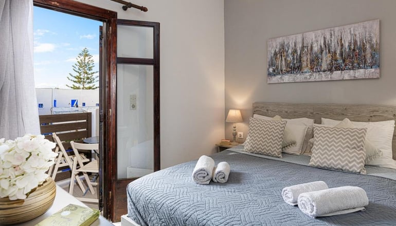 Kasteli Studios & Apartments