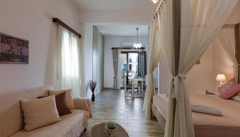 Kasteli Studios & Apartments