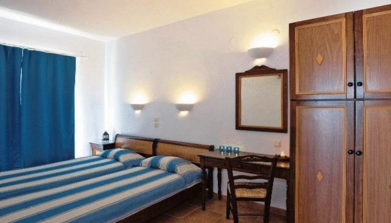 Katikies Studios & Apartments