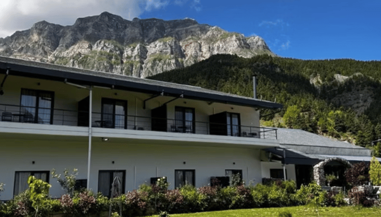 Koferita Hotel - Τζουμέρκα
