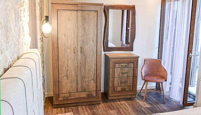 Komody Apartments - Δελφοί