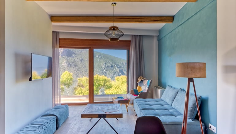 Komody Apartments - Δελφοί