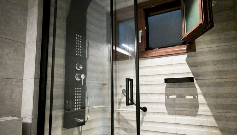 Komody Apartments - Δελφοί