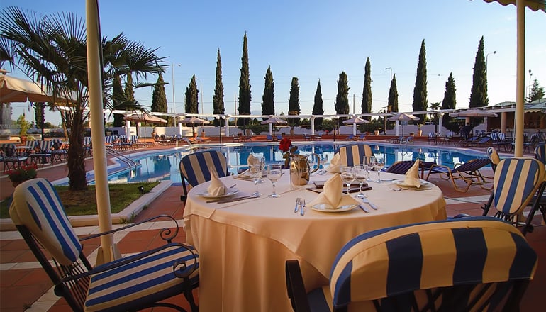 4* Kouros Hotel