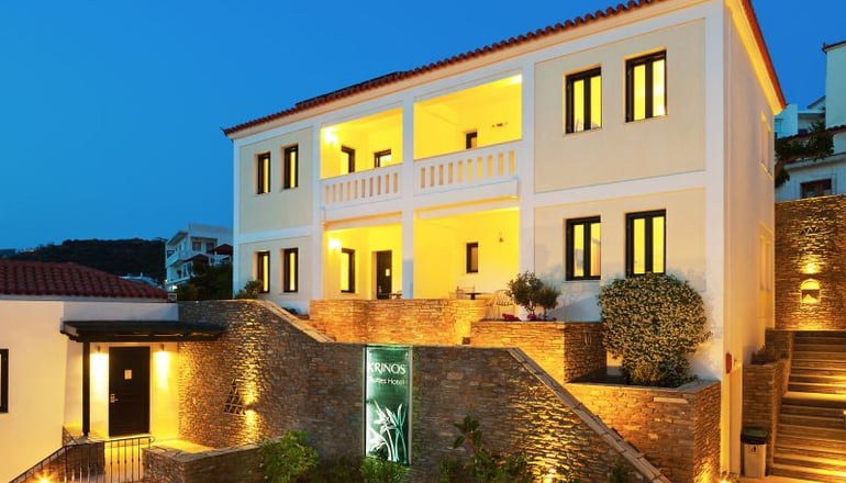 Krinos Suites Hotel - Μπατσί, Άνδρος