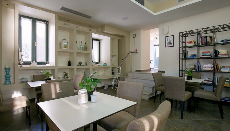 Krinos Suites Hotel - Μπατσί, Άνδρος