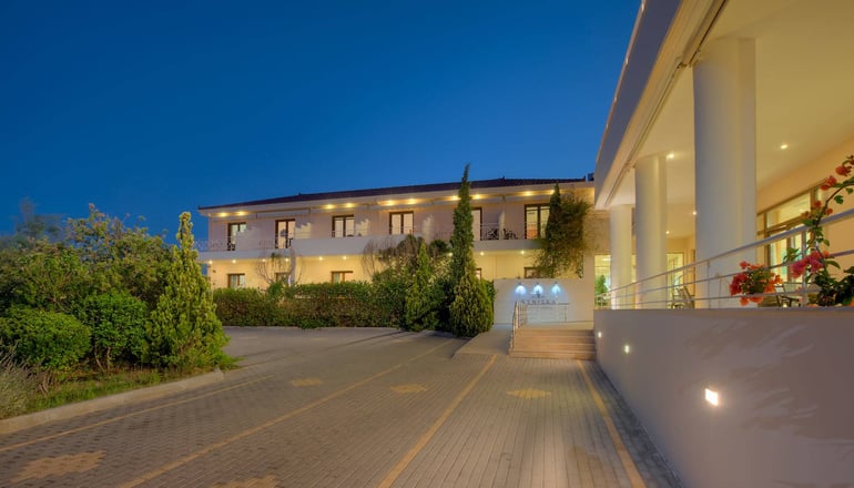 Kyniska Hotel - Πλύτρα, Λακωνία