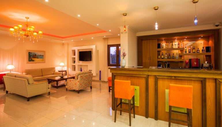 Kyniska Hotel - Πλύτρα, Λακωνία