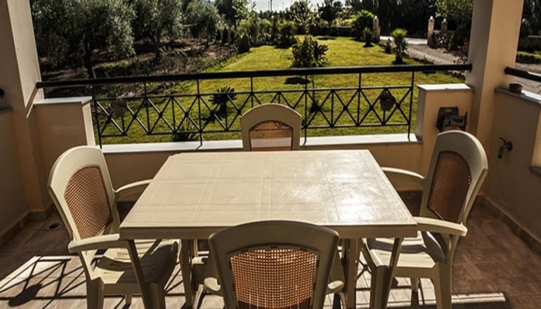 Lagouvardos Apartments