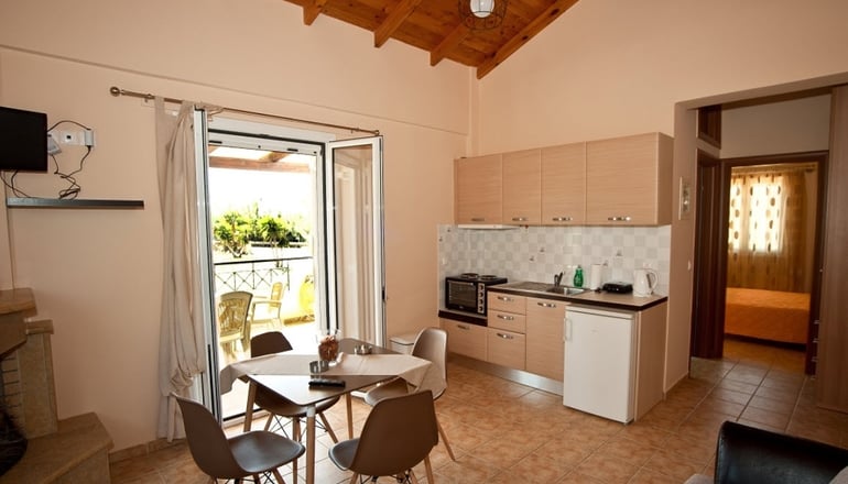 Lagouvardos Apartments