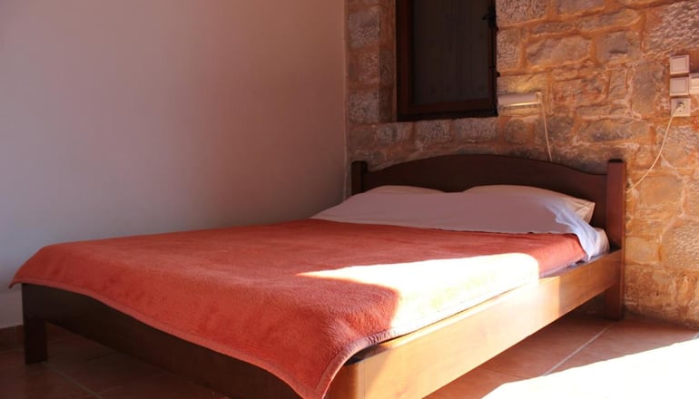 Lalloudes Hotel - Νύφι, Λακωνία