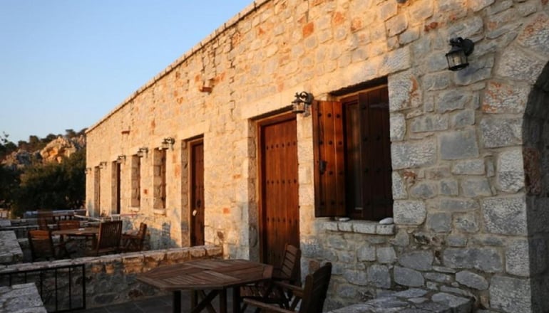 Lalloudes Hotel - Νύφι, Λακωνία