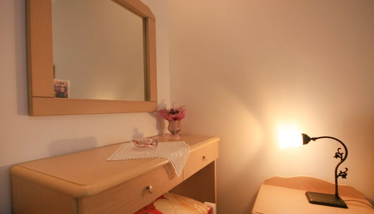 Leonardos Apartments - Νάουσα, Πάρος