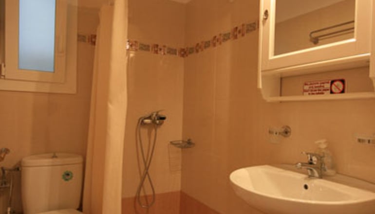 Leonardos Apartments - Νάουσα, Πάρος