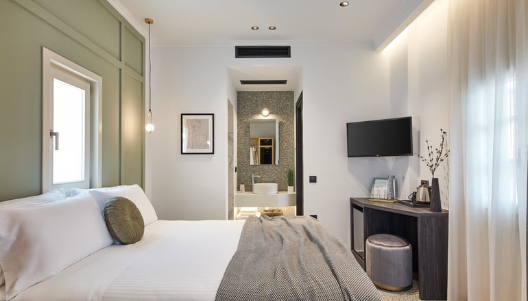 Lithia Hotel