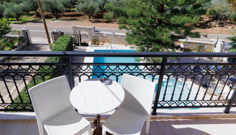 Lithos by the Sea - Νέο Οίτυλο, Μάνη