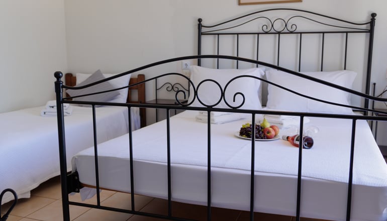 Lithos by the Sea - Νέο Οίτυλο, Μάνη