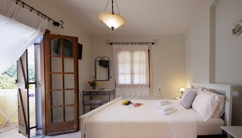 Lithos by the Sea - Νέο Οίτυλο, Μάνη