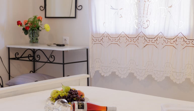 Lithos by the Sea - Νέο Οίτυλο, Μάνη