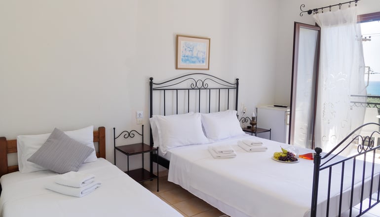 Lithos by the Sea - Νέο Οίτυλο, Μάνη