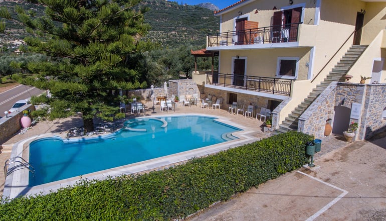 Lithos by the Sea - Νέο Οίτυλο, Μάνη