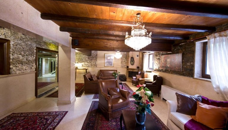Lithos Hotel Spa