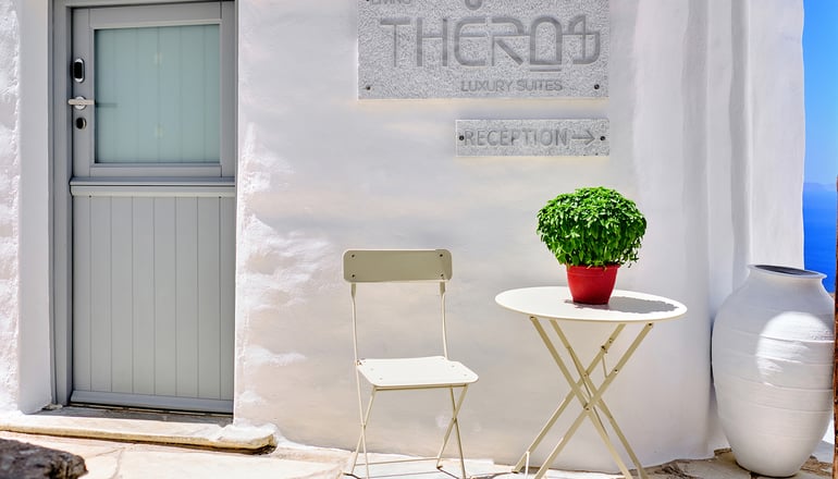 Living Theros Luxury Suites - Καρδιανή, Τήνος