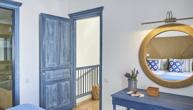Louis Nausicaa Luxury Villas