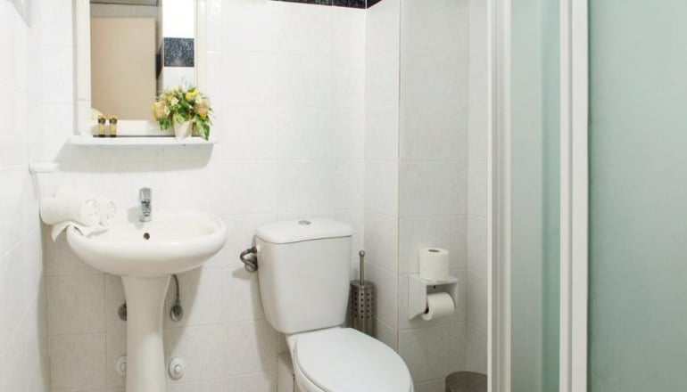 Loutra Village Beach Hotel