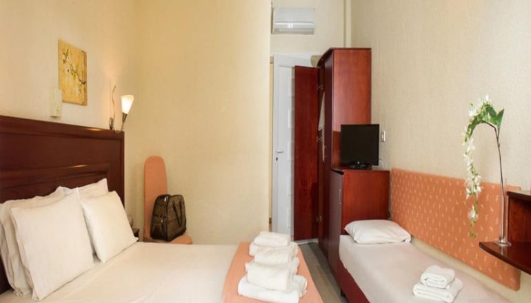 Loutra Village Beach Hotel