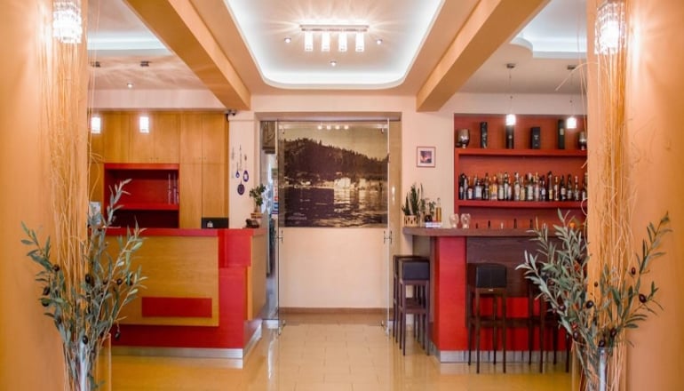 Loutra Village Beach Hotel