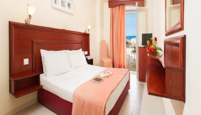 Loutra Village Beach Hotel