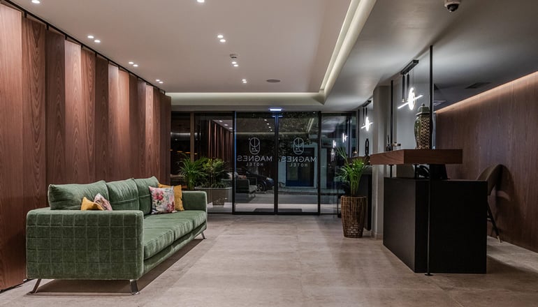 4* Magnes Hotel