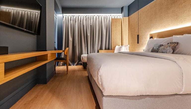 4* Magnes Hotel