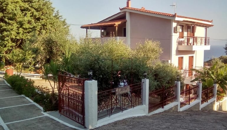 Maistrali Apartments