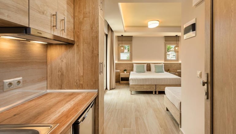 Makris Luxury Rooms Olympian Collection - Λεπτοκαρυά, Πιερία