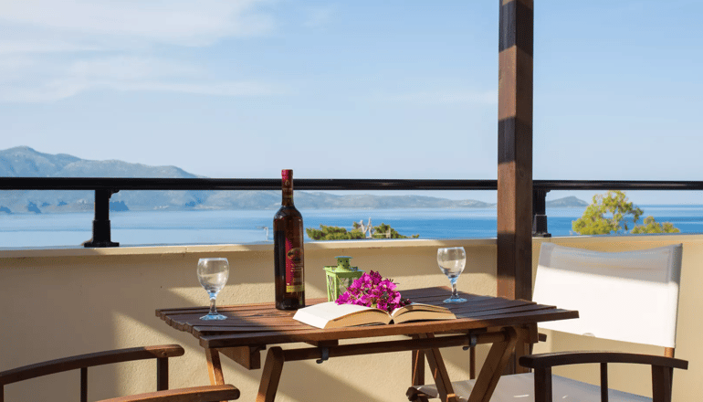 Malvasia Corner Studios