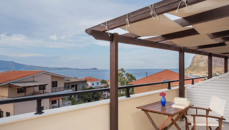 Malvasia Corner Studios