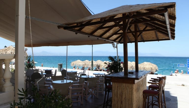 Mantas Sea Side Hotel