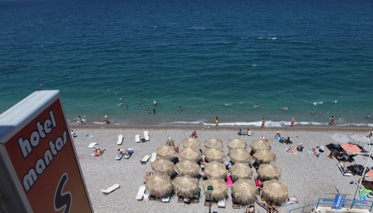 Mantas Sea Side Hotel