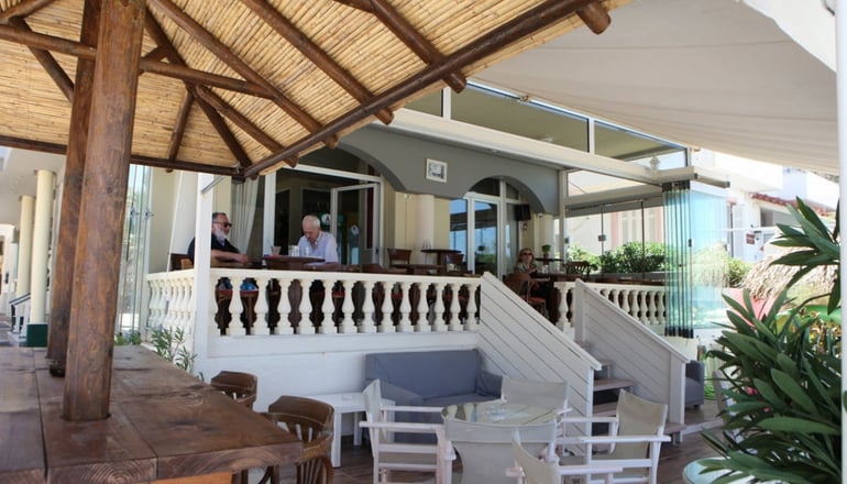 Mantas Sea Side Hotel