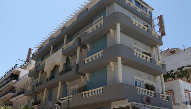 Mantas Sea Side Hotel